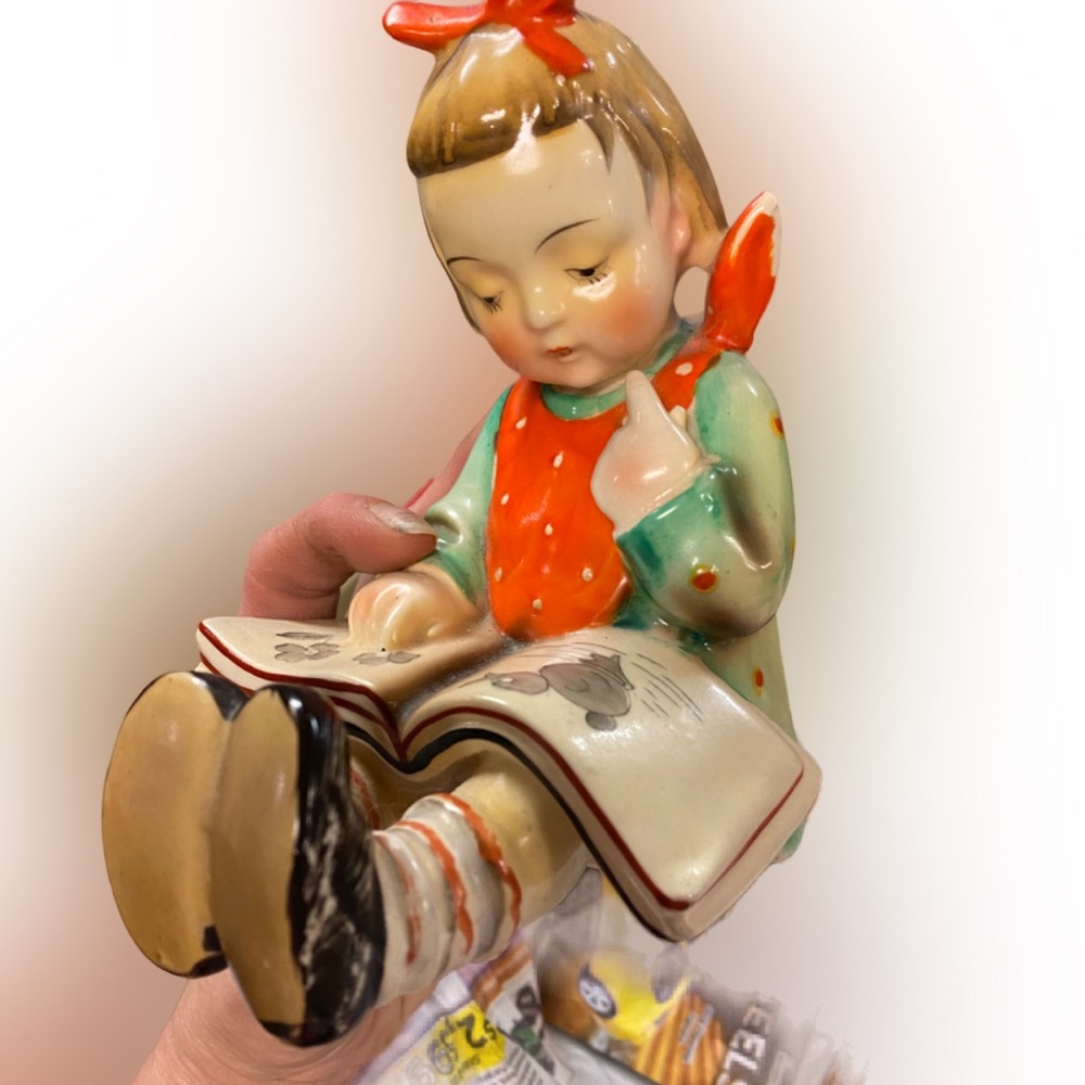 Vintage Gold Castle Bookworm Bookend